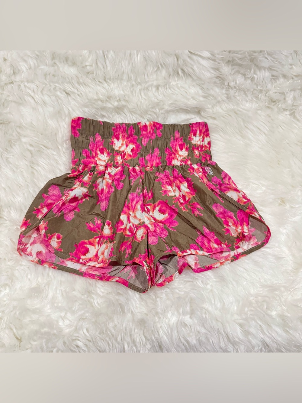 Free People FP Movement Get Your Flirt On Floral Shorts Pink Brown Size Small